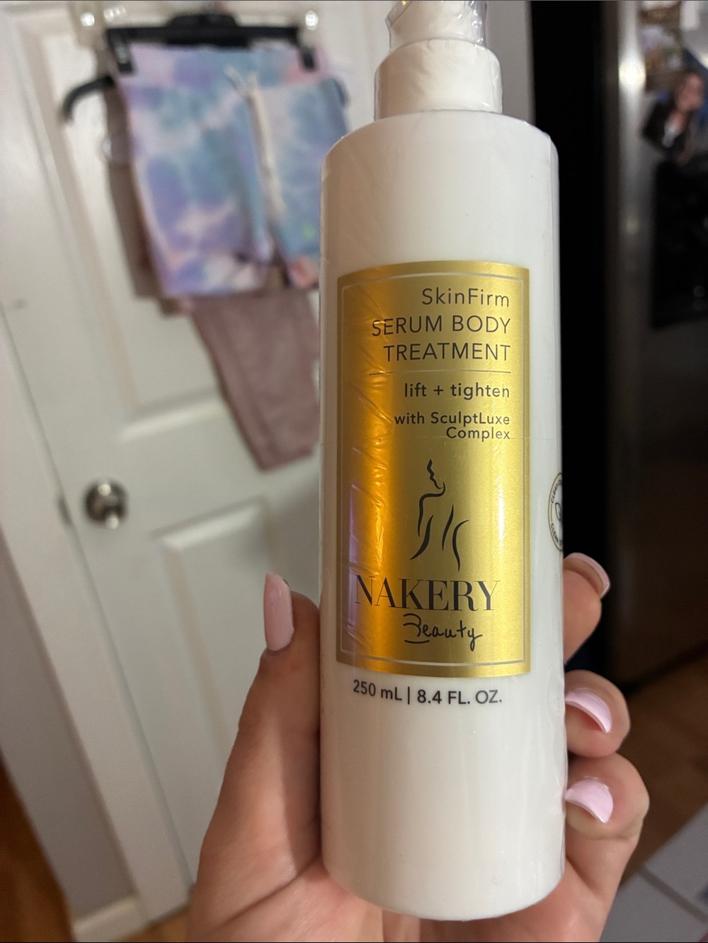Nakery Beauty SkinFirm Serum Body Treatment — White/Gold